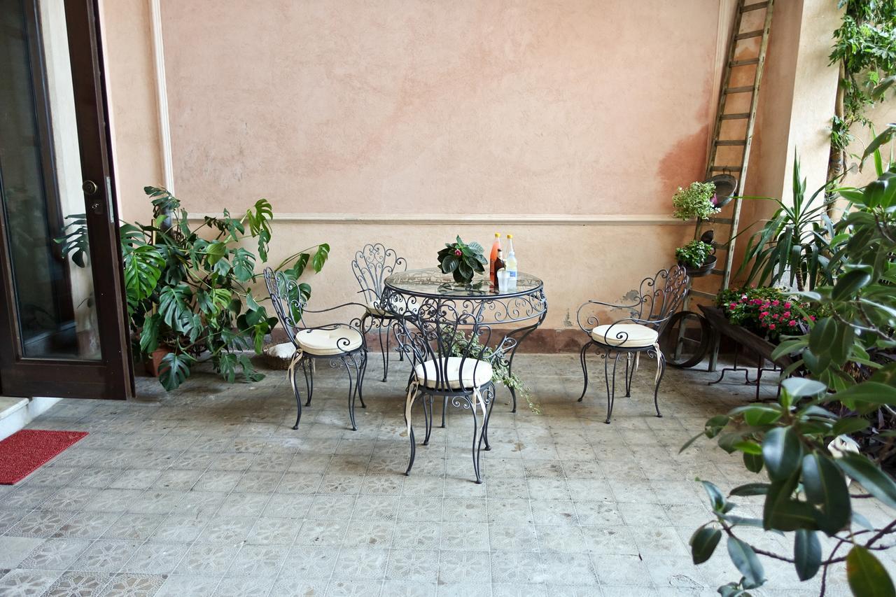 Inn Liberty Giarre Bagian luar foto