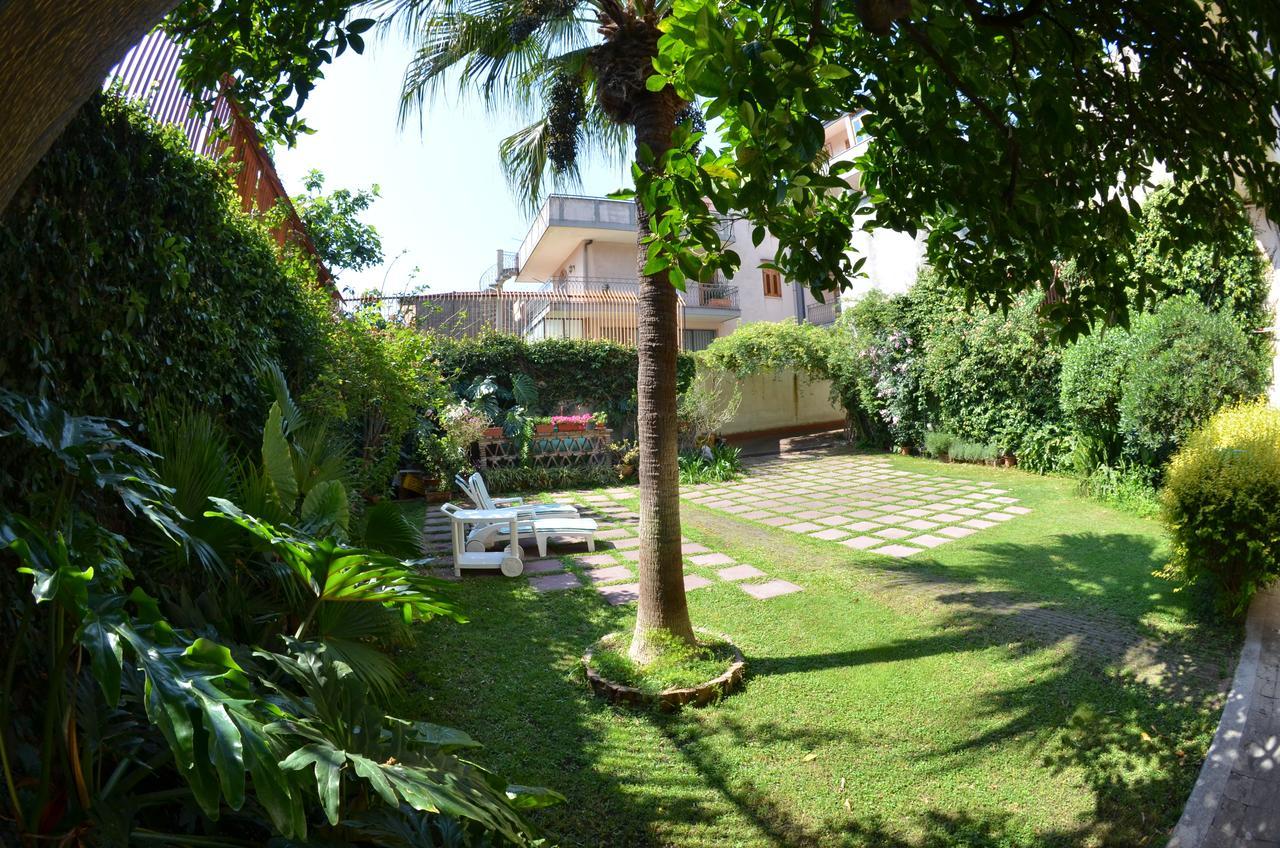 Inn Liberty Giarre Bagian luar foto