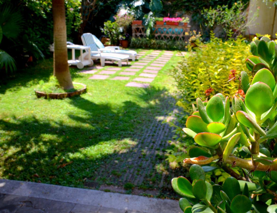 Inn Liberty Giarre Bagian luar foto