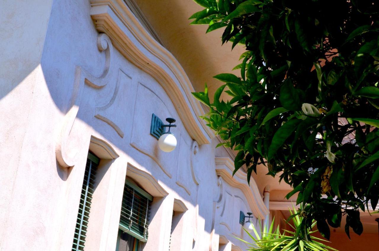 Inn Liberty Giarre Bagian luar foto